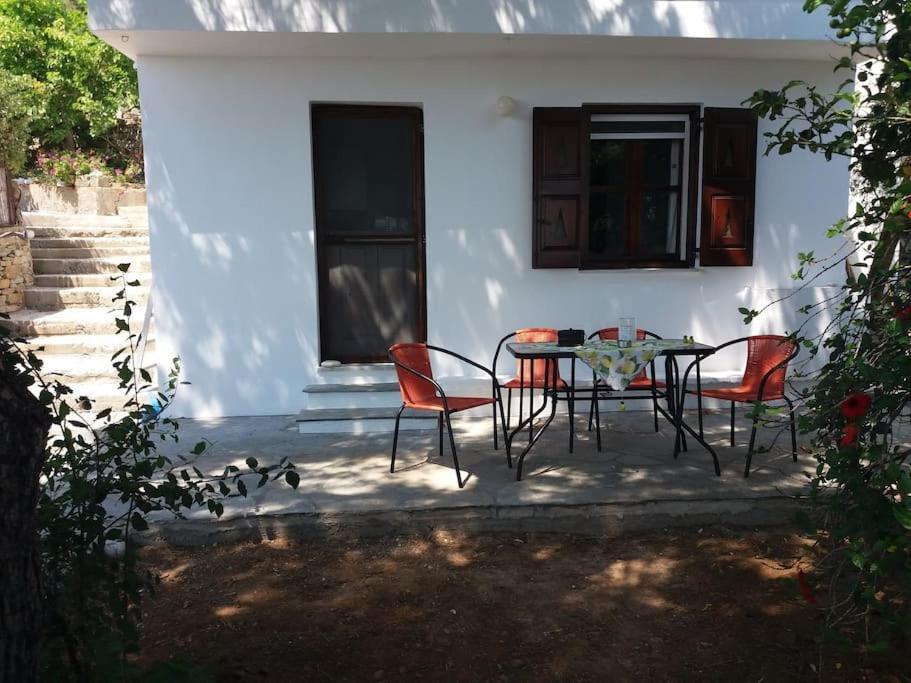 אגיוס רומנוס Grandpa Simos' Traditional Guest House מראה חיצוני תמונה