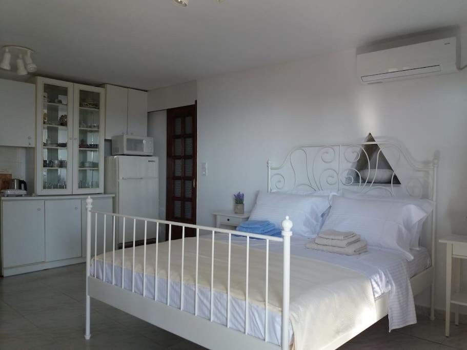 אגיוס רומנוס Grandpa Simos' Traditional Guest House מראה חיצוני תמונה