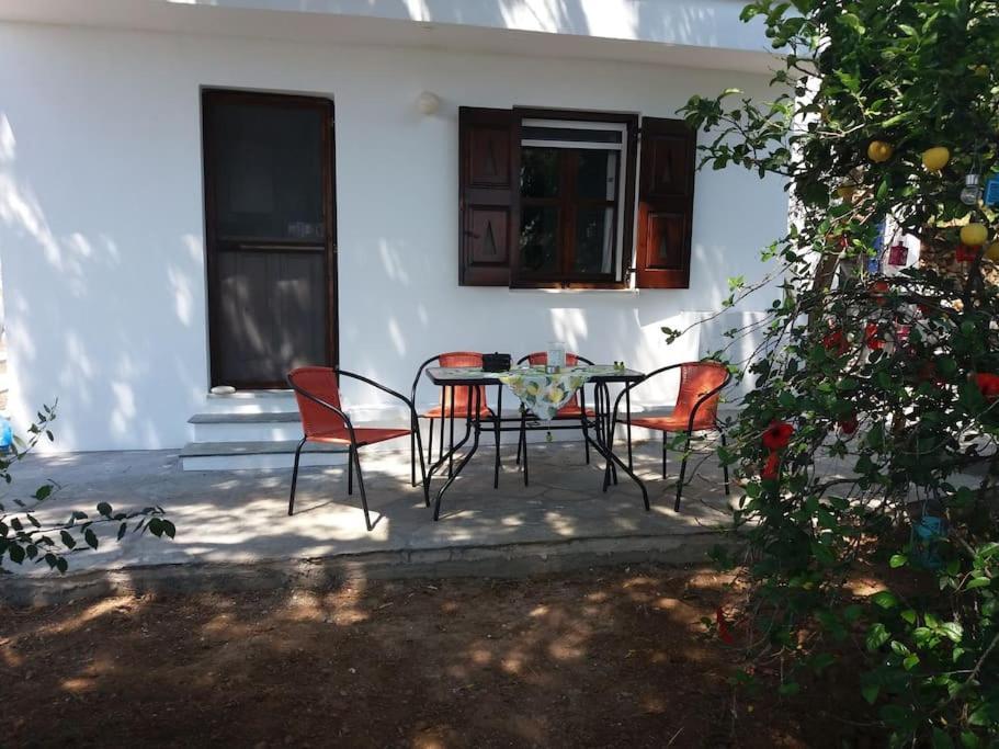 אגיוס רומנוס Grandpa Simos' Traditional Guest House מראה חיצוני תמונה