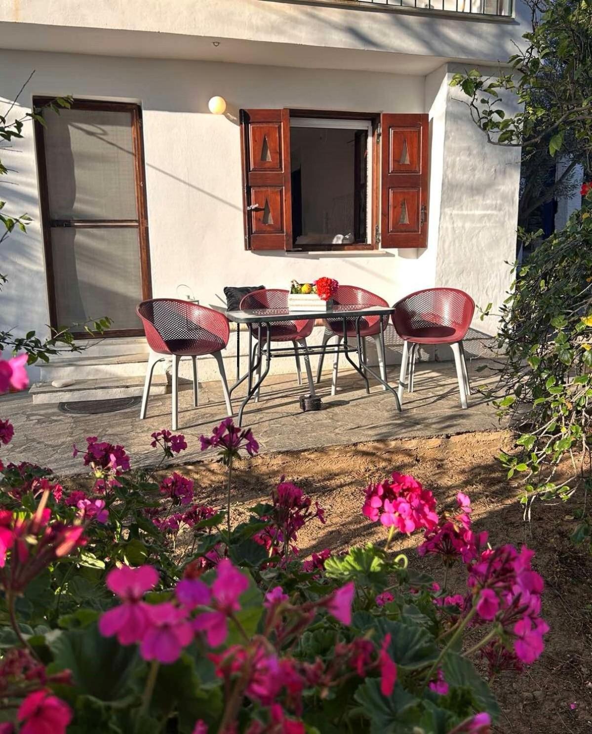 אגיוס רומנוס Grandpa Simos' Traditional Guest House מראה חיצוני תמונה