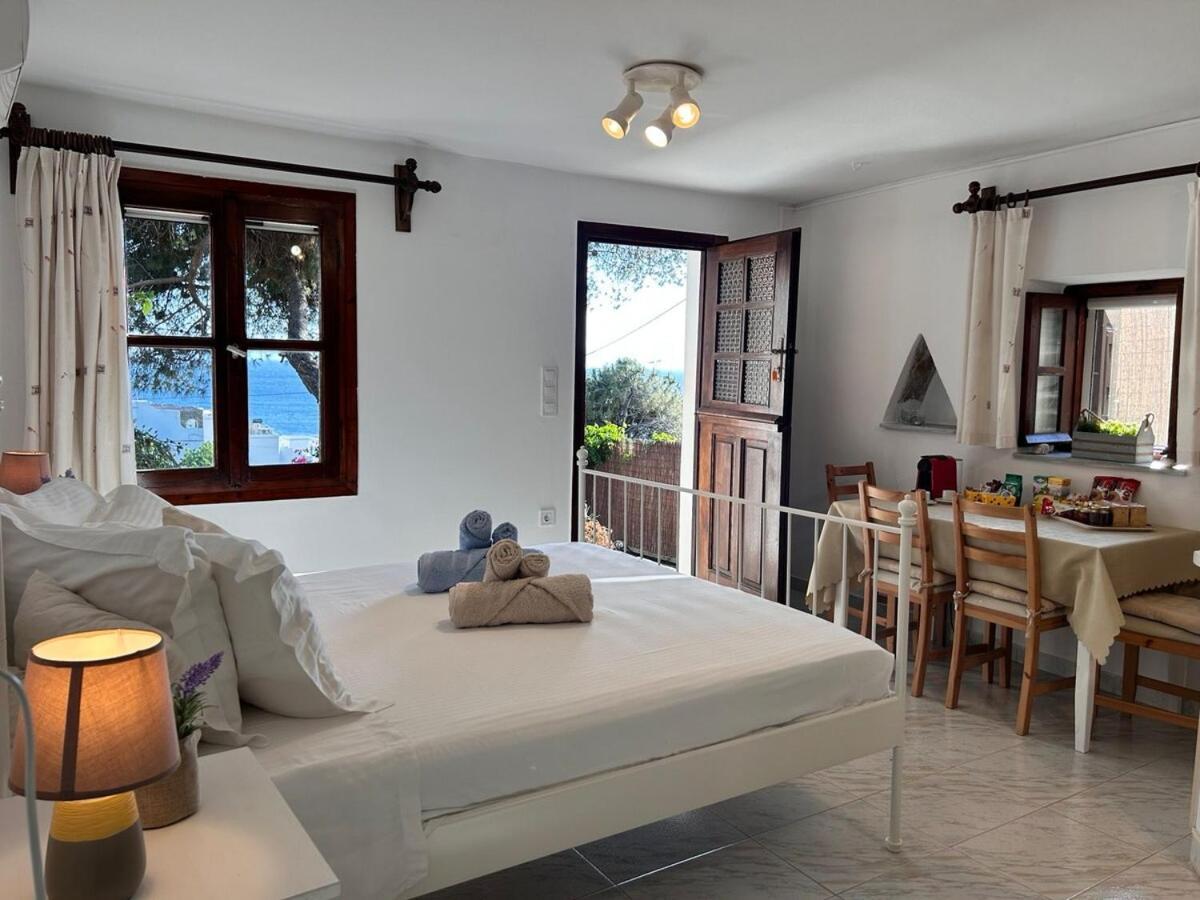 אגיוס רומנוס Grandpa Simos' Traditional Guest House מראה חיצוני תמונה