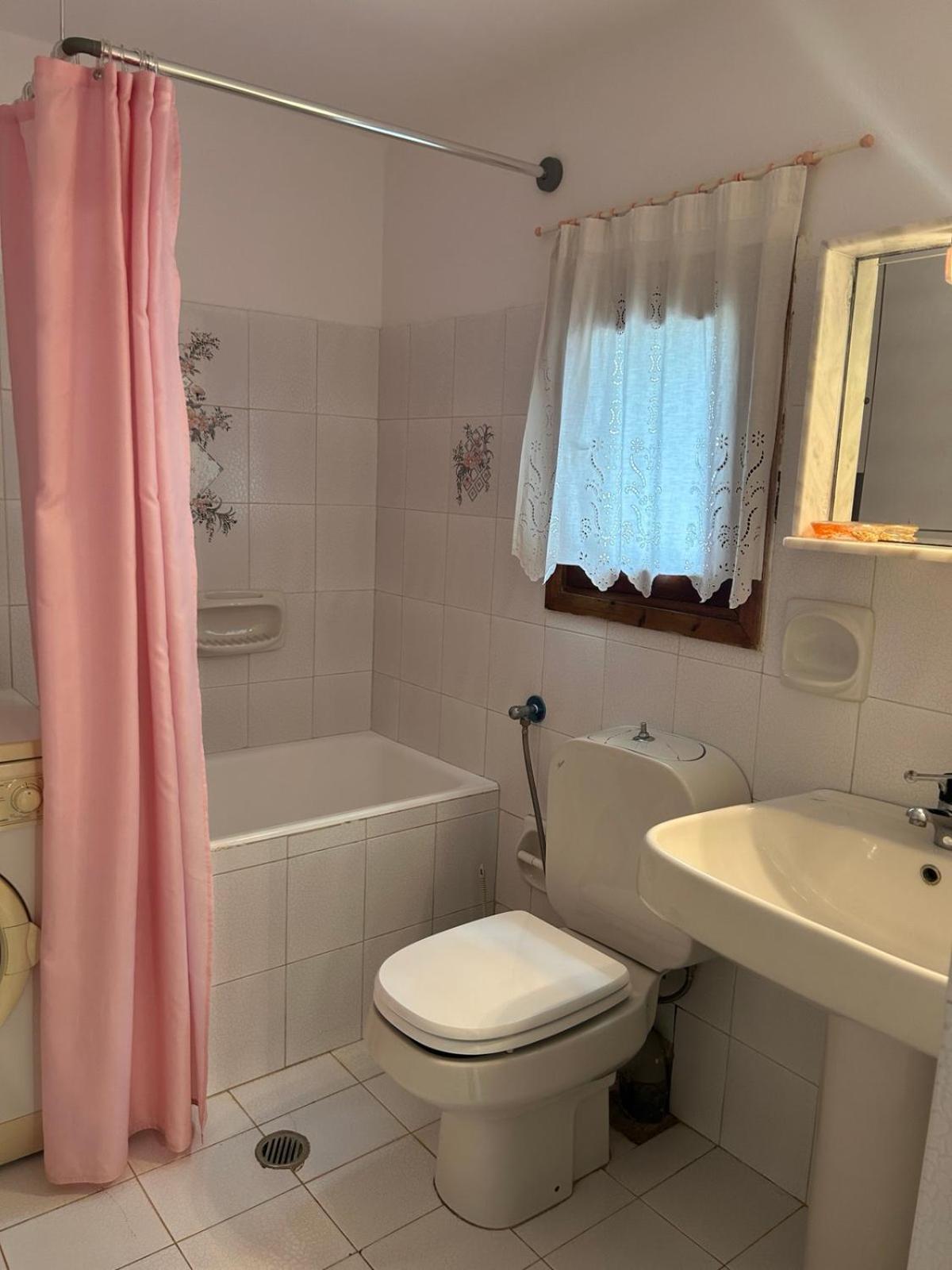 אגיוס רומנוס Grandpa Simos' Traditional Guest House מראה חיצוני תמונה