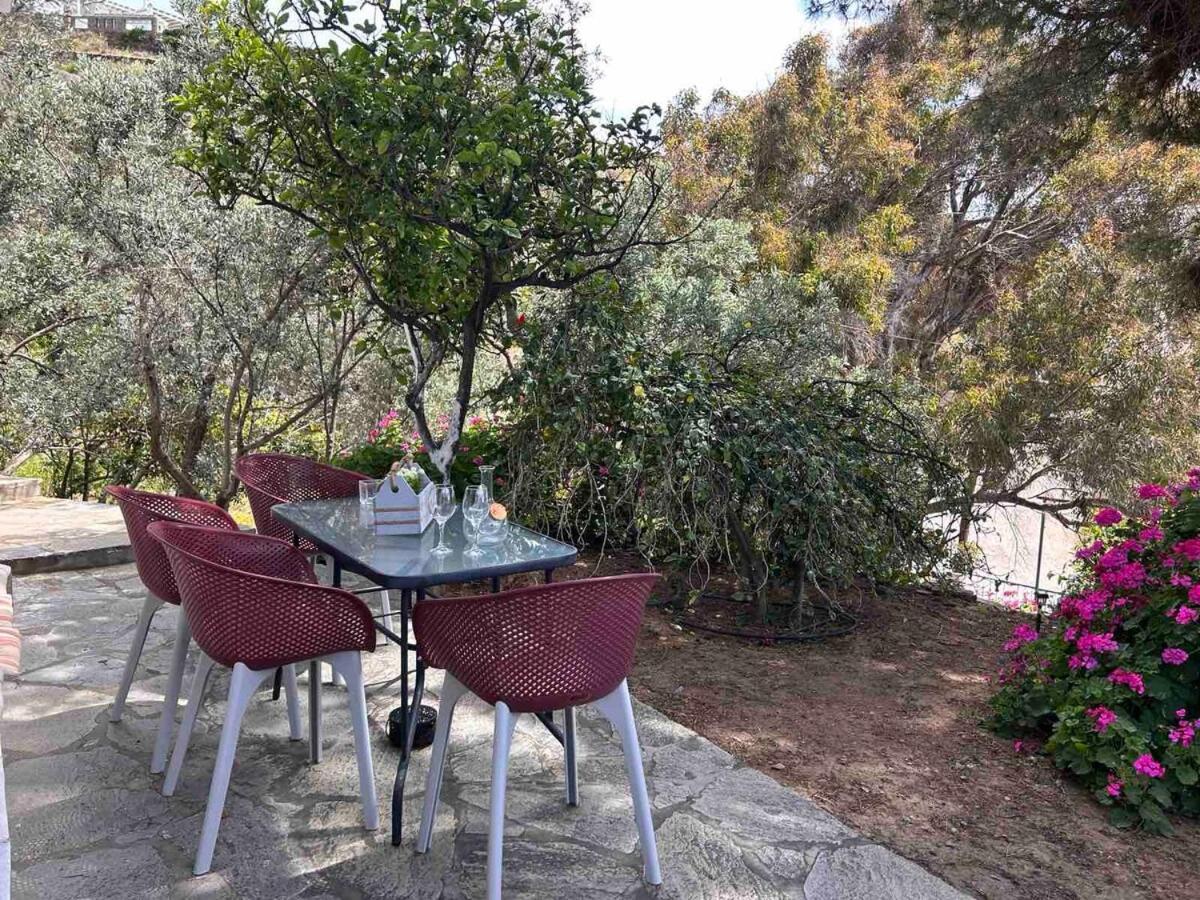 אגיוס רומנוס Grandpa Simos' Traditional Guest House מראה חיצוני תמונה